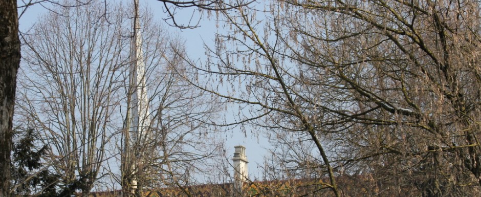 We always look for "glimpses" when we visit Beaune. It is a great thing to do, any time of year.