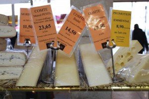 Cheese available in Beaune market