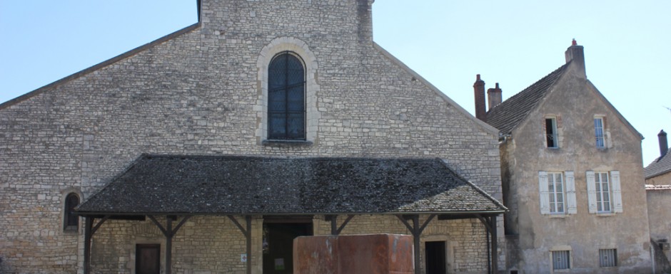 Chagny church with its Serra sculpture not far from us in Puligny